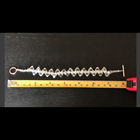 Beautiful clear crystal beaded bracelet - Picture 2 of 3